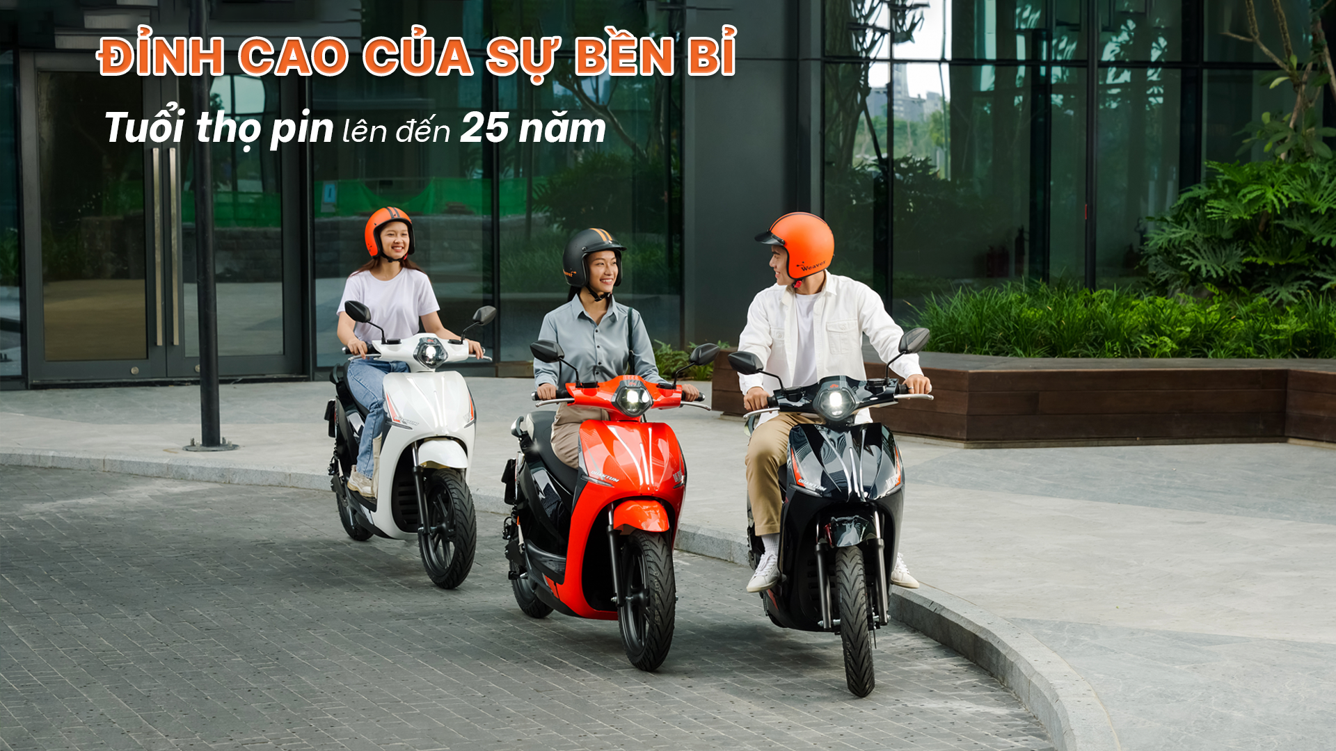 Xe Weaver ngoài trời