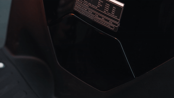 Xe Weaver ngoài trời