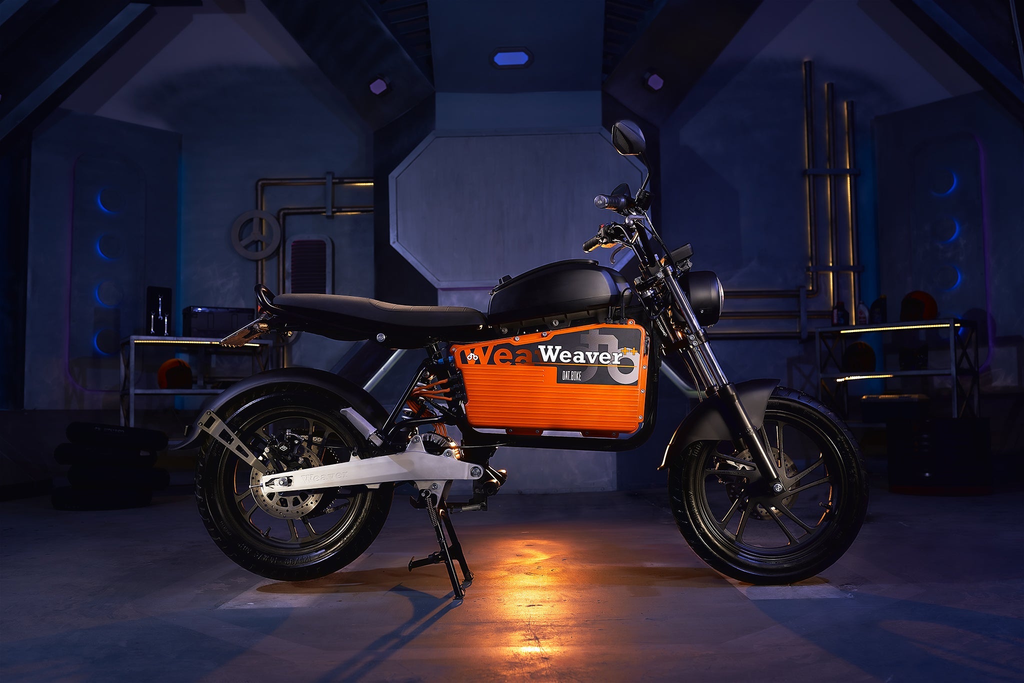 Xe Weaver 200 ngoài trời