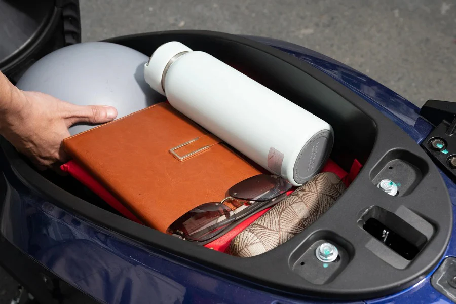 Dat Bike Quantum S Series có cốp siêu rộng 44 lít