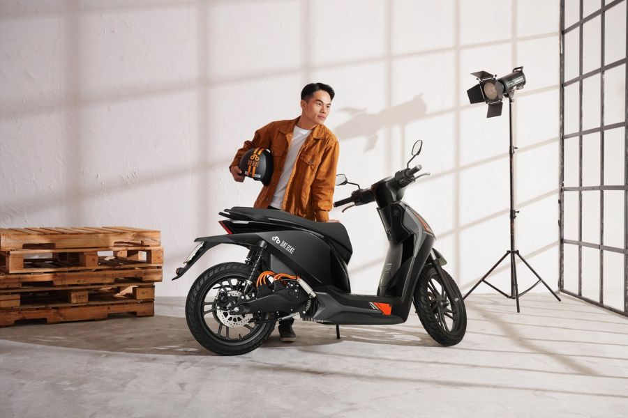 Duy trì tốc độ ổn định, lái đều tay, tránh chở quá tải và sạc pin đúng cách