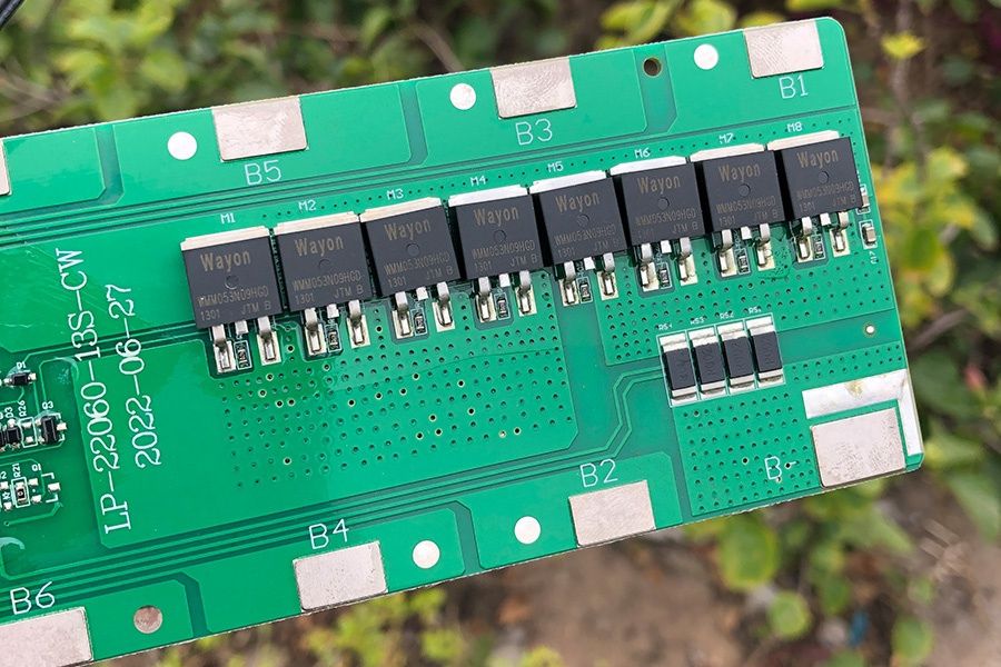 BMS giúp bảo vệ pin, tăng tuổi thọ và đảm bảo an toàn khi sử dụng