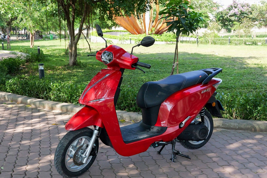 Xe điện Era E1 tích hợp sạc siêu tốc Boost 15 phút cùng cốp 50L tiện ích cho gia đình