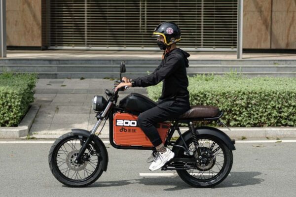 Xe máy điện giúp tiết kiệm chi phí, thân thiện môi trường và vận hành tiện lợi