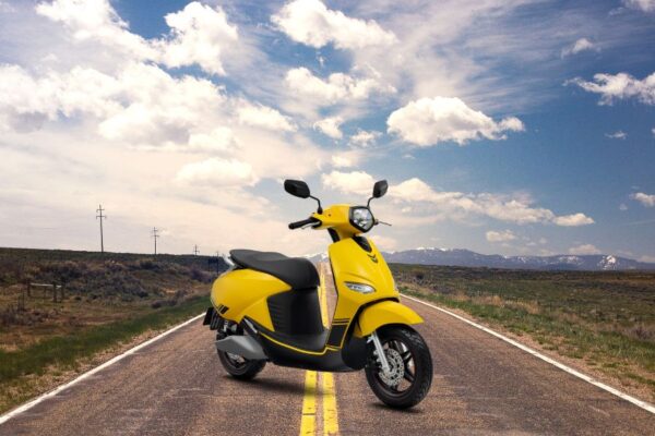 VinFast Vento S sang trọng, mạnh mẽ và phù hợp vóc dáng người Việt