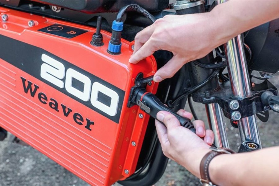 Xe máy điện Dat Bike trang bị hệ thống BMS quản lý pin an toàn