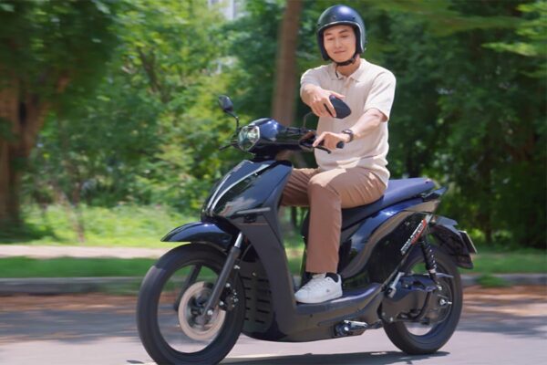 1 dặm băng bao nhiêu km? Xe máy điện chạy được bao nhiêu dặm