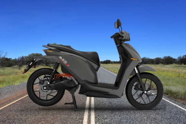 Phần mềm điều khiển thông minh trên xe điện Dat Bike có gì hay?