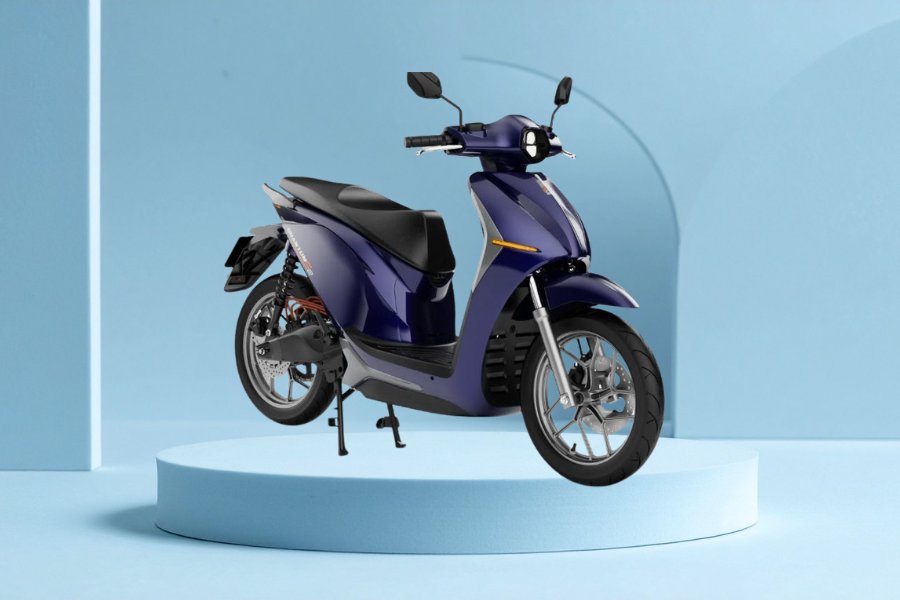 Xe máy điện Dat Bike có thời gian sạc đầy khoảng 2.5 giờ