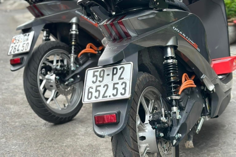 Mua xe máy điện Dat Bike được hỗ trợ đăng ký biển số trọn gói