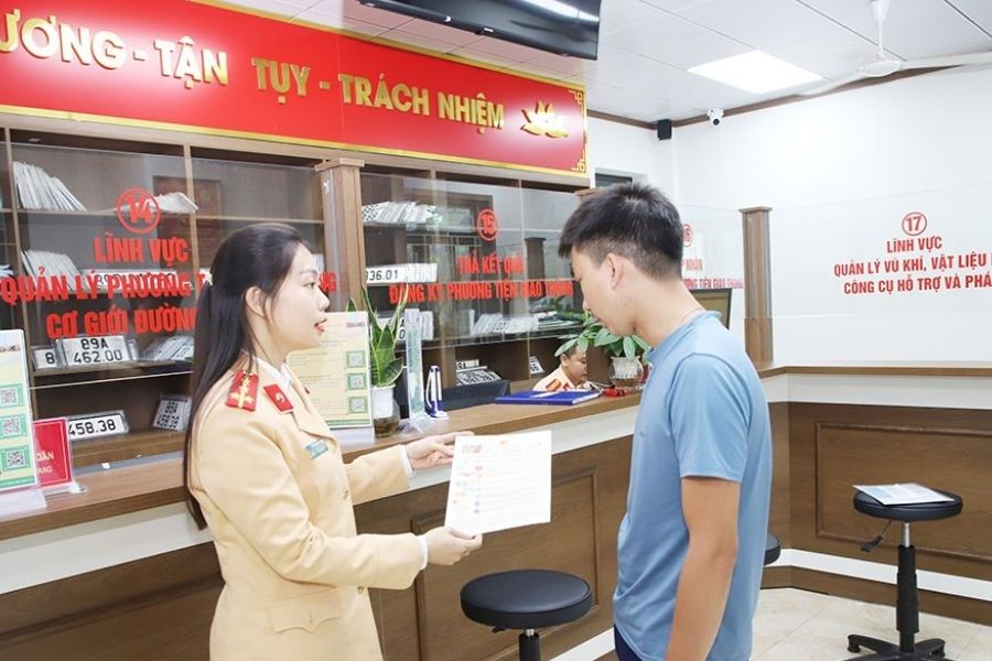 Chi phí đăng ký xe máy năm 2026 gồm lệ phí trước bạ thống nhất 2% trên toàn quốc