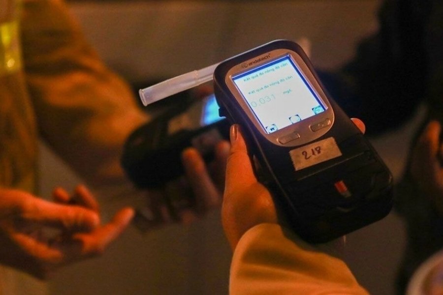 Người dân không có quyền từ chối đo nồng độ cồn Người dân không có quyền từ chối đo nồng độ cồn