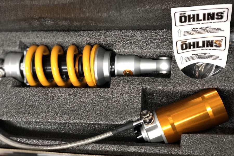 Nâng cấp phuộc Ohlins giúp xe máy vận hành êm ái, ổn định ở tốc độ cao