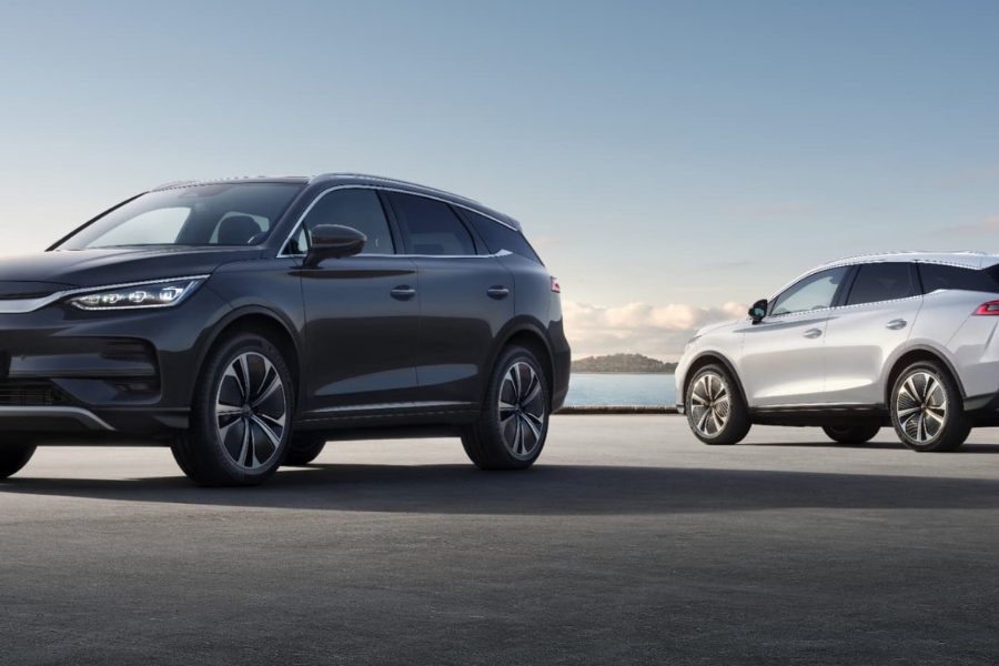 BEV phù hợp di chuyển ngắn với sạc tiện lợi, còn PHEV linh hoạt cho quãng đường dài