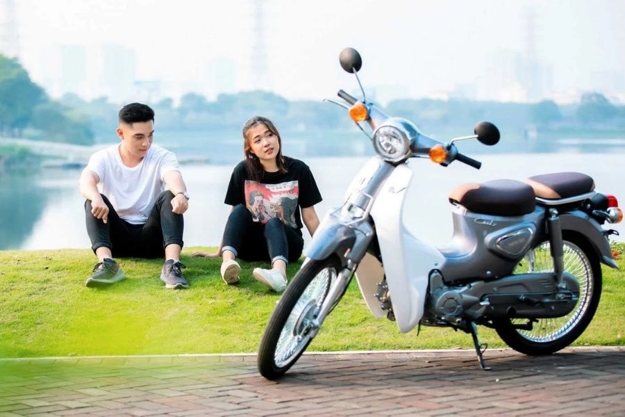 Người từ đủ 16 tuổi trở lên mới được phép điều khiển xe 50cc