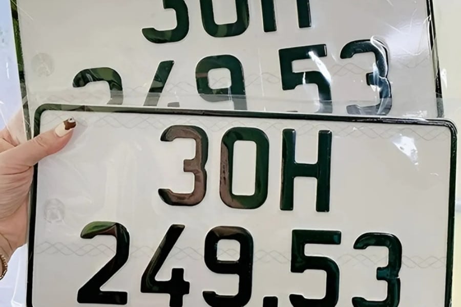 Biển xấu thường có đuôi 4 (Tử), 7 (Thất), các cặp số hạn 49, 53 hoặc dãy số lùi