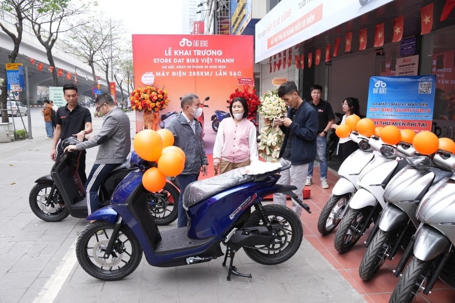 Xe điện Dat Bike tiết kiệm nhiên liệu và bảo trì gấp 10 lần xe xăng, hoàn vốn sau 5 năm