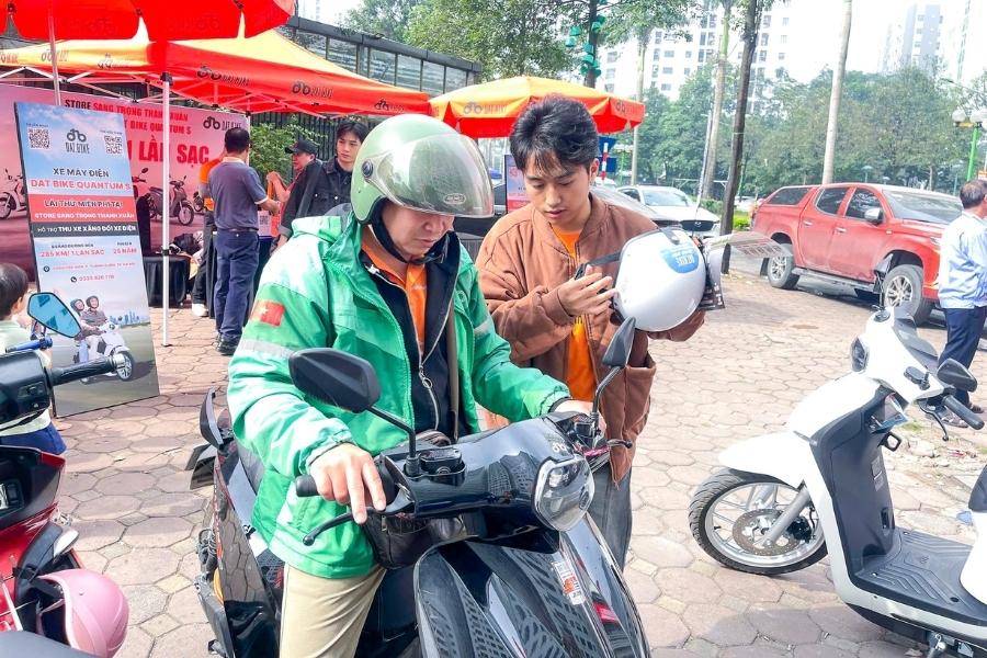 S2 đi 200km/lần sạc, cốp rộng, là trợ thủ tiết kiệm tối ưu cho shipper và tài xế công nghệ