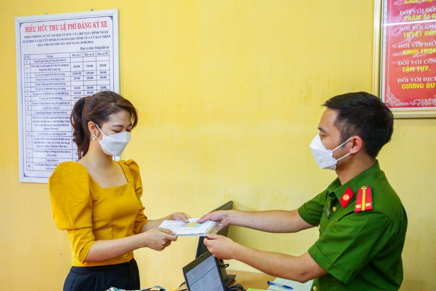Cần rút hồ sơ gốc, thu hồi biển cũ và nộp lại lệ phí trước bạ tại nơi cư trú mới