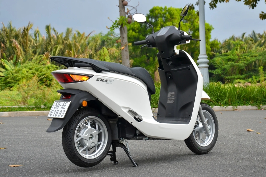 BMS là bộ não thông minh giúp giám sát, điều tiết và bảo vệ pin an toàn tuyệt đối