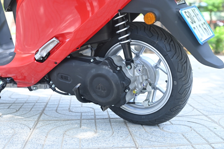 Pin Era đi 200km, sạc tại nhà siêu tiện, tiết kiệm chi phí, thay thế hoàn hảo cho xe xăng