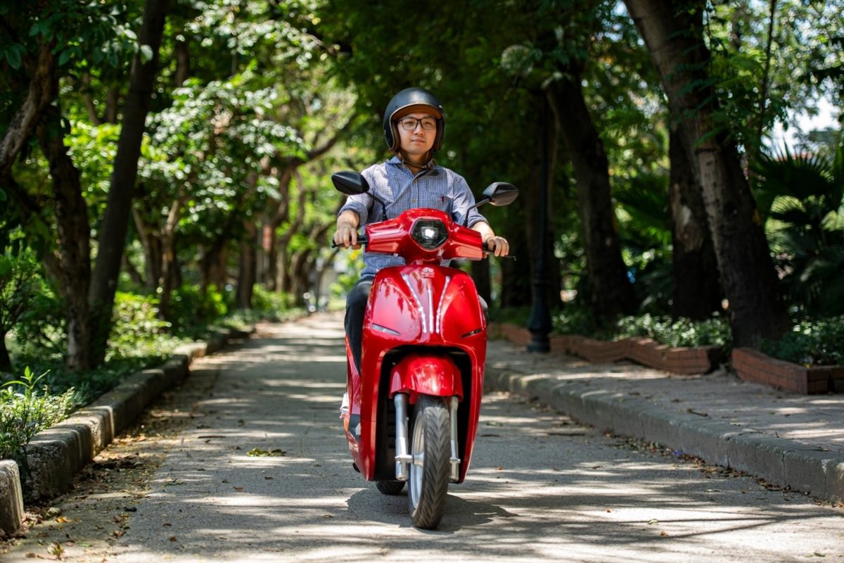 Xe máy điện Dat Bike Era đi được bao nhiêu km sau 1 lần sạc?