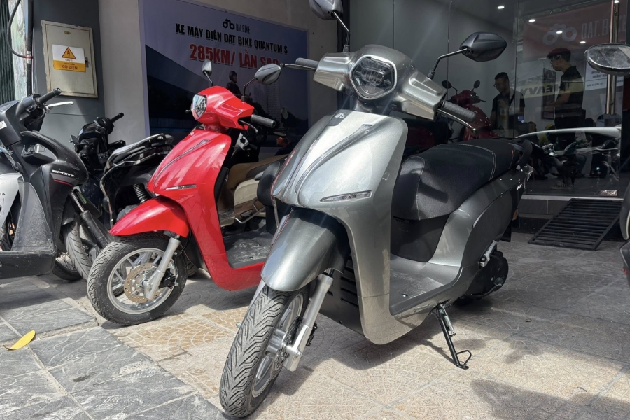 Pin LFP thế hệ 5 dung lượng 4.3kWh cho quãng đường 200km, thoải mái đi cả tuần không lo sạc