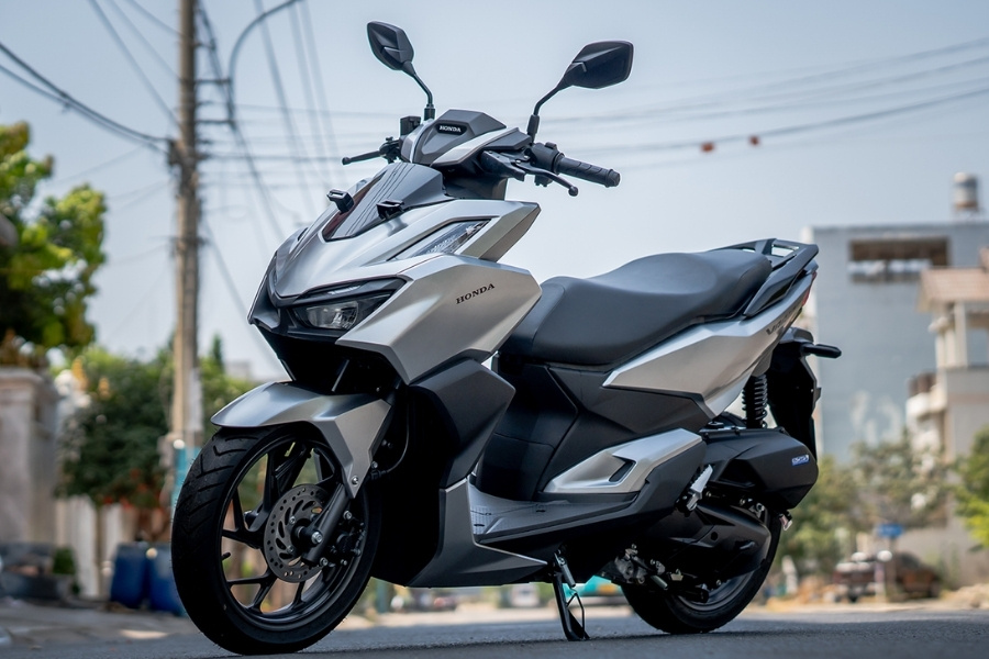 Honda Vario 160 2026 thiết kế hầm hố, động cơ 160cc bứt tốc vượt trội và sàn phẳng rộng